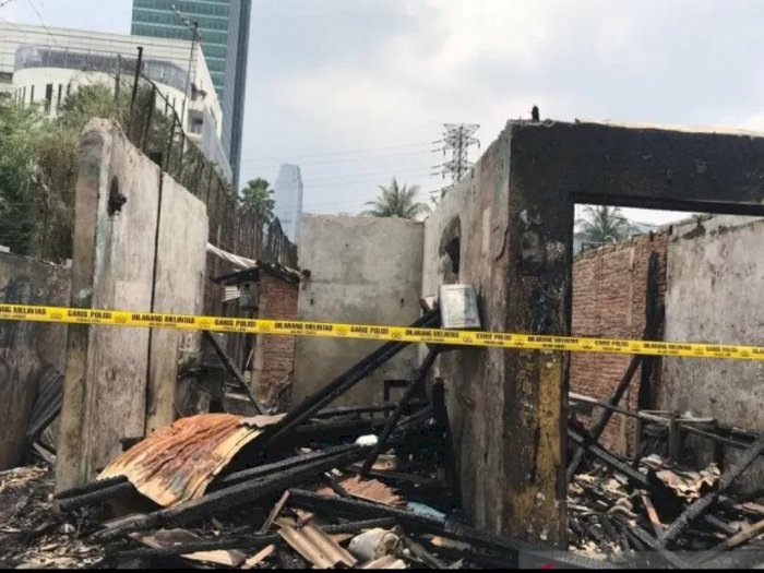 Kebakaran di Permukiman Dekat Mal Senayan City, Beberapa Motor Hangus Terbakar