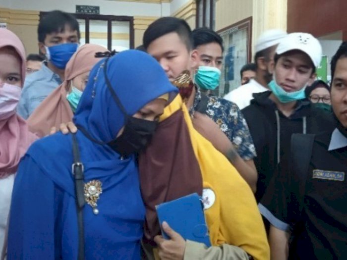 Hakim PN Medan Tunda Sidang Praperadilan Ketua KAMI Medan Gegara Polisi Absen