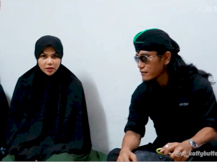 Putuskan Mualaf, Curhat DJ Katty Butterfly Mengaku Setelah Belajar Islam Hatinya Tentram 