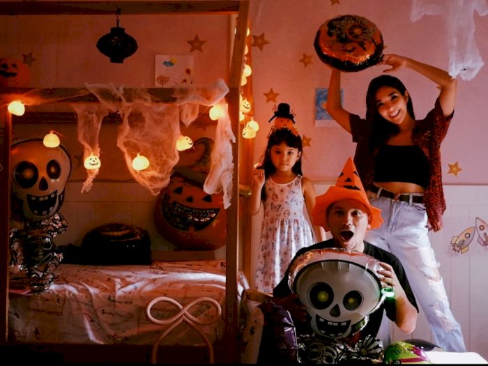 Gading Marten dan Gisel Rayakan Halloween Bareng, Netizen Doakan Bisa Rujuk Lagi