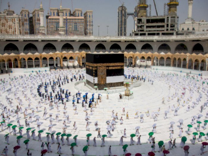 Usai Ditangguhkan, 10.000 Jemaah Umrah dari Berbagai Negara Tiba di Arab Saudi
