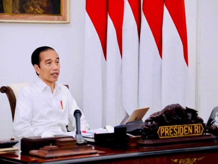 Jokowi Resmi Teken UU Cipta Kerja Setebal 1.187 Halaman