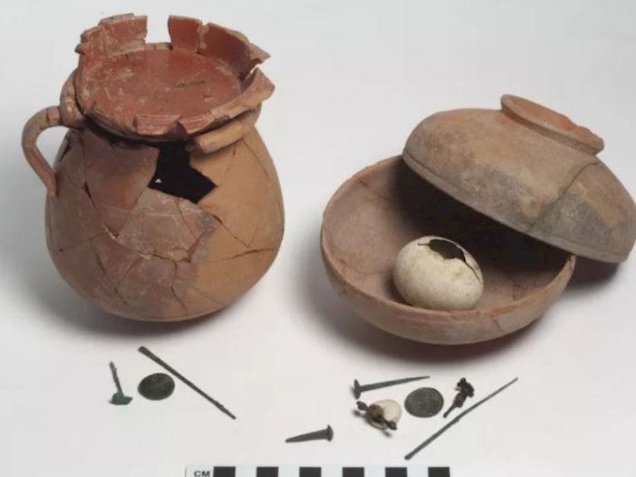 Metode Pengusiran Setan Kuno  Kubur Telur di Bawah Lantai  