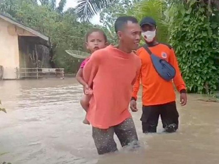 Sungai Meluap, 87 Rumah di Asahan Terendam, Warga Memilih Menetap