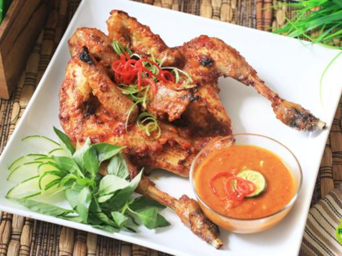 Resep Ayam Bakar Taliwang Khas Lombok / Ayam taliwang