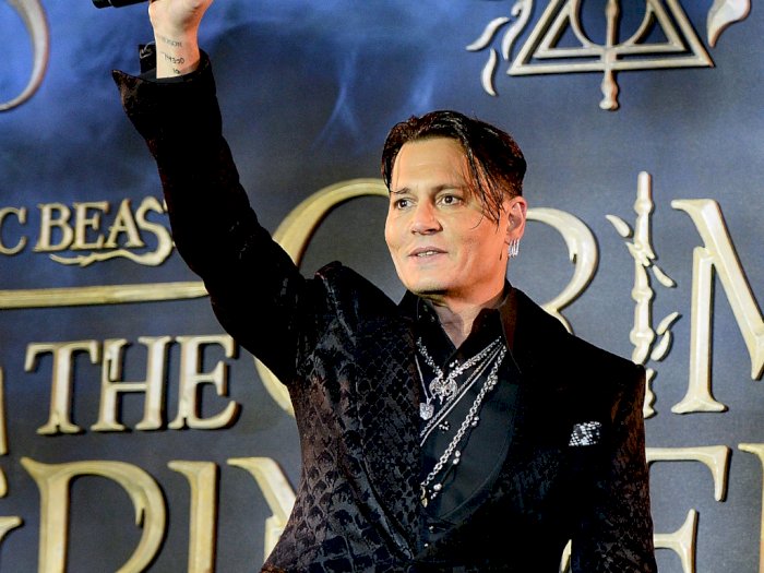 Permintaan Warner Bros, Johnny Depp Berhenti Perankan Penyihir Hitam di 'Fantastic Beasts'