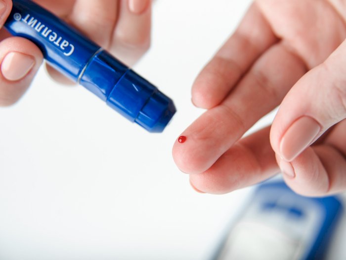 Gejala Diabetes Ditandai dengan Munculnya Bercak Hitam Dilipatan Kulit