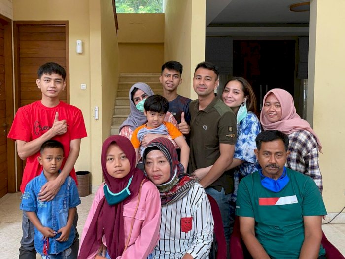 Foto Bareng Keluarga Dimas Ramadhan, Raffi Ahmad: Keluarga Baru