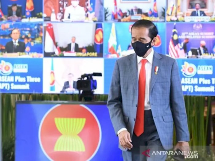 Bicara di East Asian Summit, Jokowi Ungkap Hal Mengejutkan tentang Vaksin COVID-19