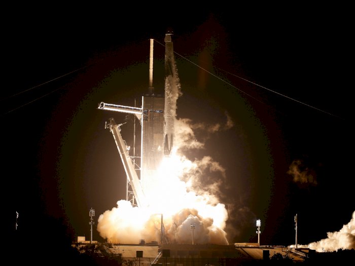 FOTO: Kapsul Dragon Crew-1 SpaceX Dalam Perjalanan Ke ISS