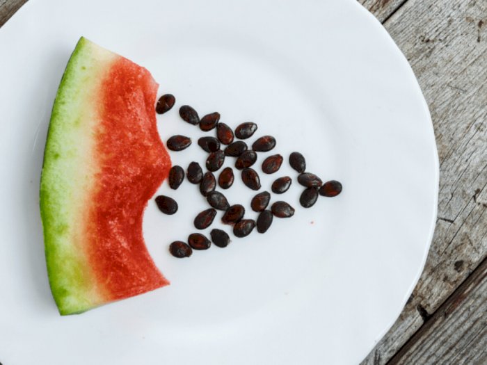 Benarkah Biji Semangka Bisa Dimakan dan Bagaimana Mengolahnya?