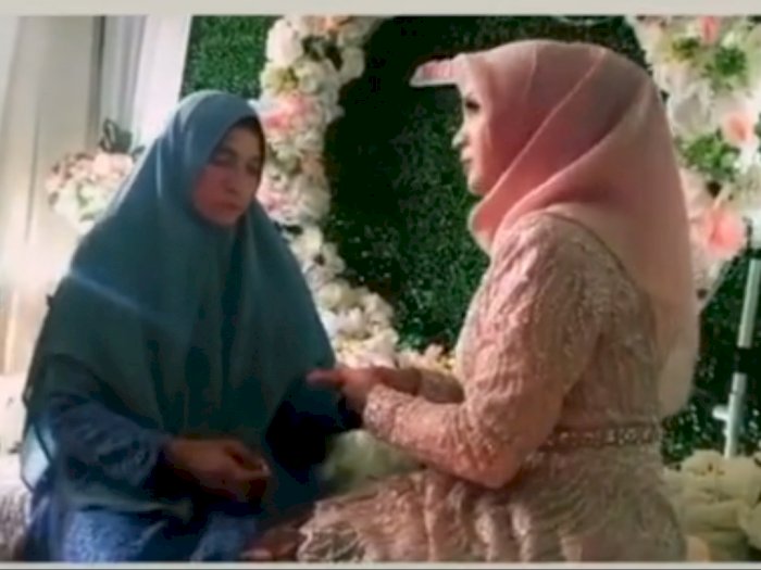 Di Momen Pertunangan, Wanita Ini Kehilangan sang Ibu: Ada Air Mata di Hari Bahagiaku
