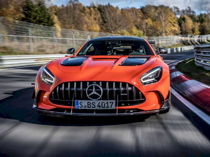 Mercedes-AMG GT Black Series Sukses Dapatkan Rekor Baru di Nurburgring