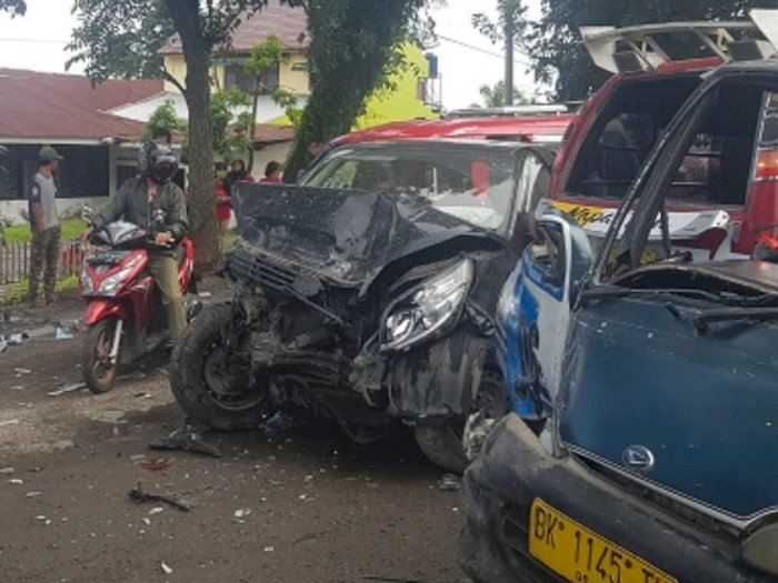 Kecelakaan Beruntun di Simalungun, Petugas Amankan Supir, Ternyata Truk tak Layak Jalan