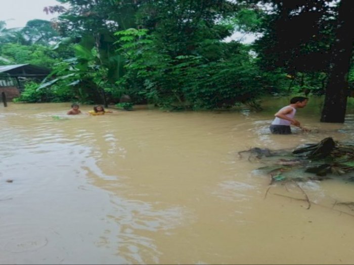 Banjir Langkat: 2 Kecamatan Terendam, Ketinggian Air Capai 50 Hingga 100 Centimeter