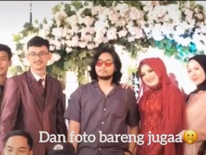 Pria Hadir di Pernikahan Mantan, Reaksi Pengantin Wanita Bikin Netizen Nyesek