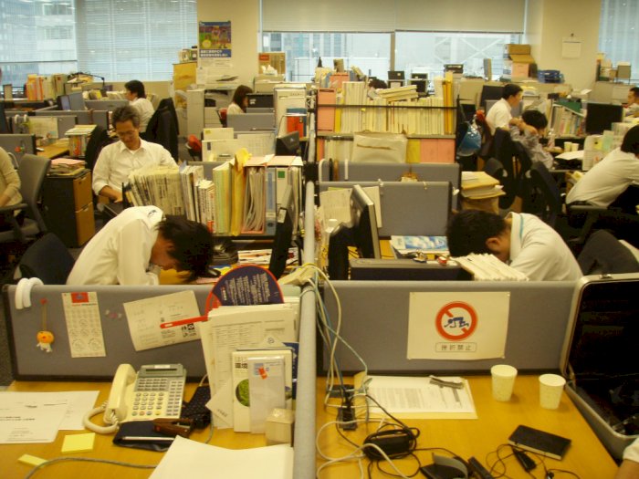 Fenomena Inemuri, Tidur di Tempat Kerja di Jepang