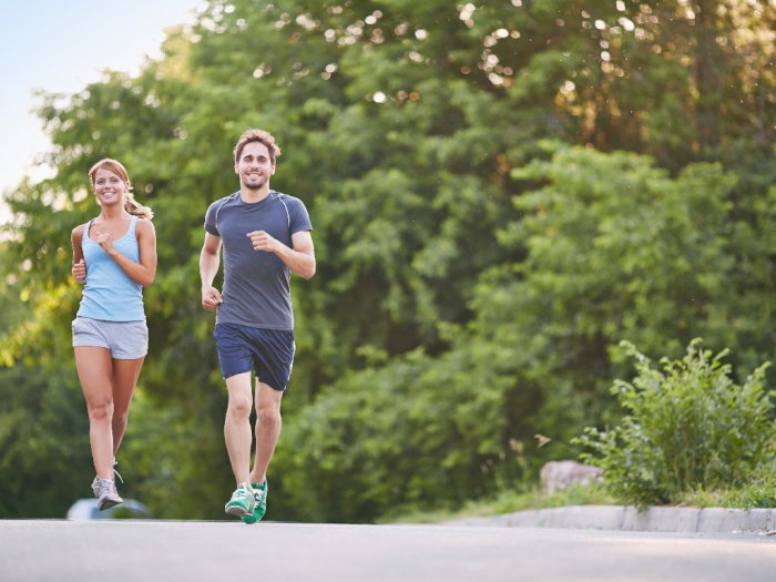 Latihan Mana yang Paling Tepat untuk Menurunkan Berat Badan, Berlari atau Berjalan?