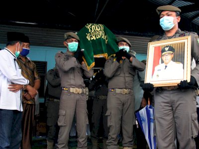FOTO: Pemakaman Calon Wali Kota Dumai