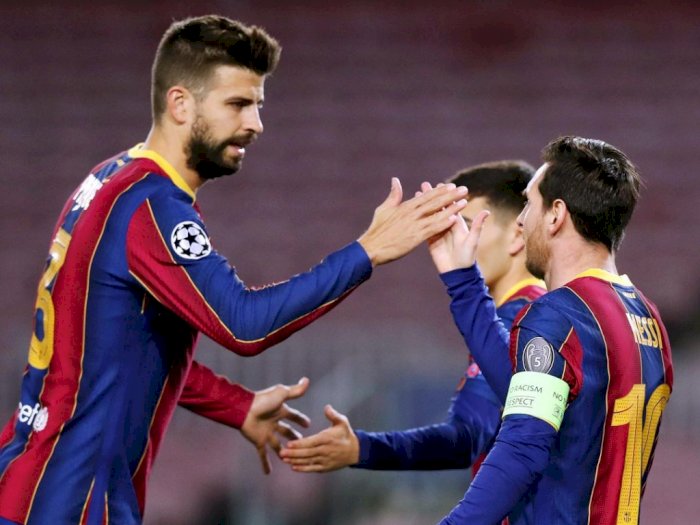 Sesali Hengkangnya Suarez, Pique Harap Messi Bertahan di Barcelona
