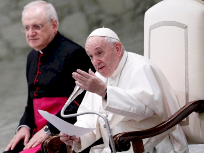 Instagram Official Paus Fransiskus 'Like' Model asal Brazil, Vatikan Lakukan Investigasi