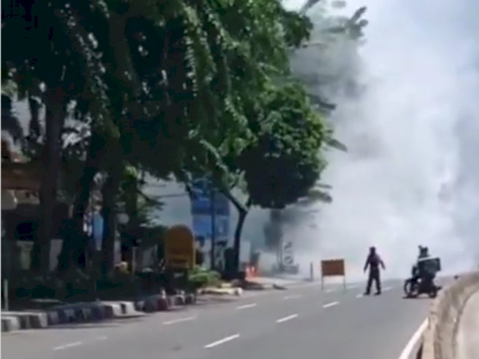 Rekaman Video Amatir Kebakaran Hebat Akibat Ledakan di Pom Bensin MT Haryono Jakarta