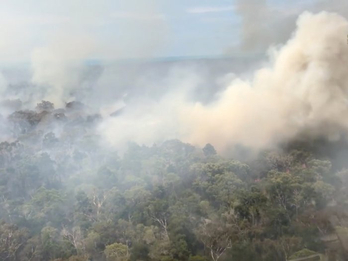 FOTO: Kebakaran Hutan di Pulau Fraser, Australia