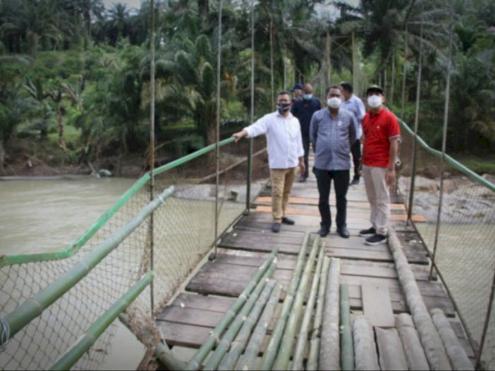 Jadi Akses Utama, Warga Minta Jembatan Gantung di Sipispis Segera Diperbaiki