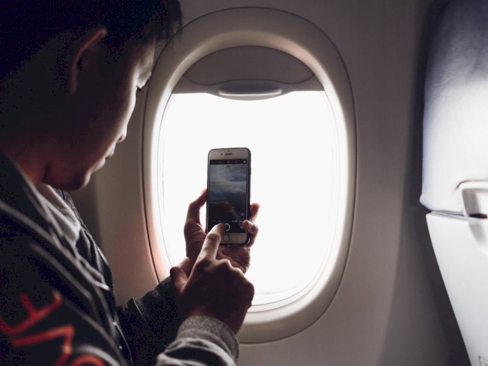 Sempat Dipertimbangkan, FCC Tolak Proposal Tentang Perizinan Panggilan Telepon di Pesawat