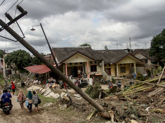 Tim Gabungan Mengintensifkan Pencarian Balita Korban Banjir yang Hilang di Tanjung Selamat