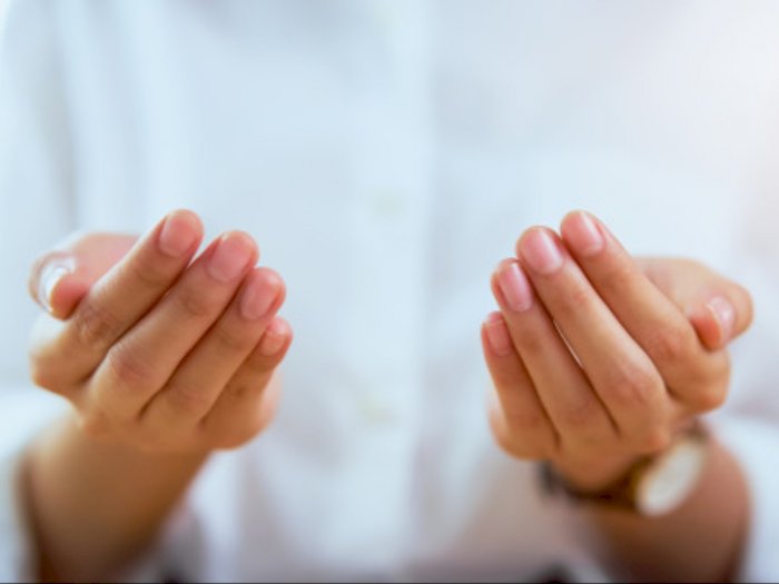 10 Doa Mustajab agar Keinginan Dikabulkan