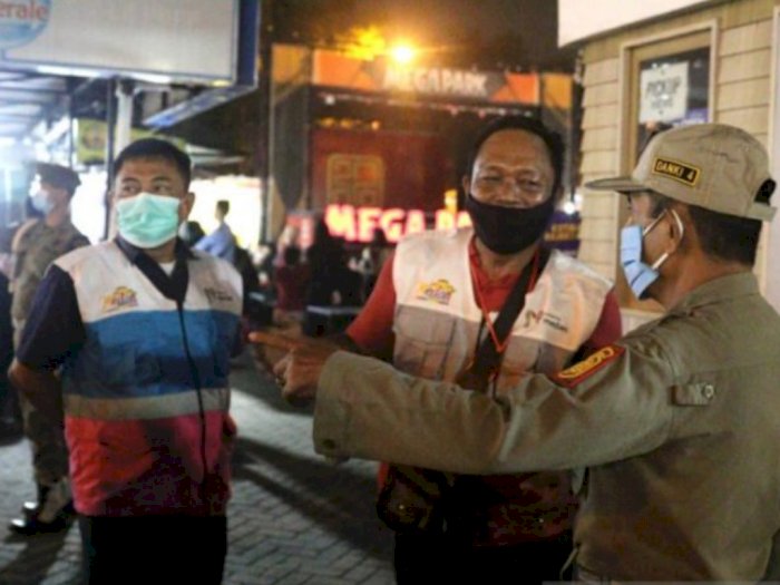 Lagi-lagi Langgar Prokes, Satgas Covid-19 Bubarkan Pengunjung Cafe di Medan