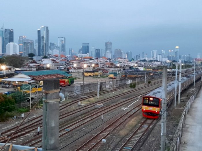 Hari Pertama 2021, Hujan Diperkirakan Akan Guyur Sebagian Wilayah DKI Jakarta