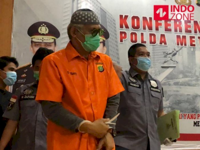 Tio Pakusadewo Dituntut Dua Tahun Penjara