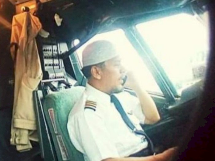 Sang Pilot Sriwijaya Berangkat dengan Baju tak Rapi dan Meminta Maaf pada Istri