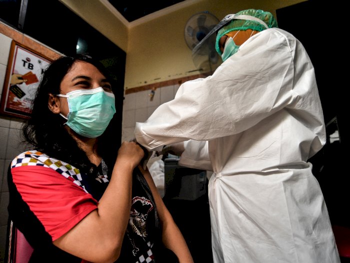 FOTO: Simulasi Pemberian Vaksin COVID-19 di Jakarta