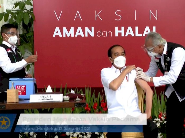 Detik-detik Presiden Jokowi Disuntik Vaksin Covid-19 Sinovac Pertama Kali