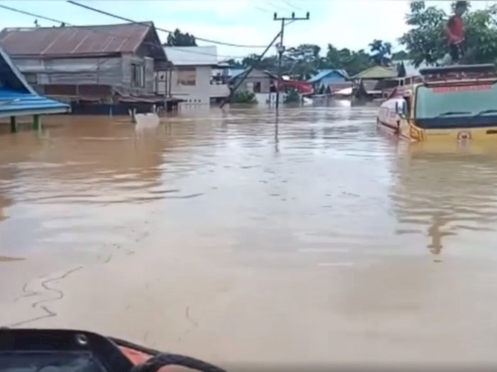  Banjir Besar Melanda Kalimantan Selantan, Ribuan Rumah Warga Terendam