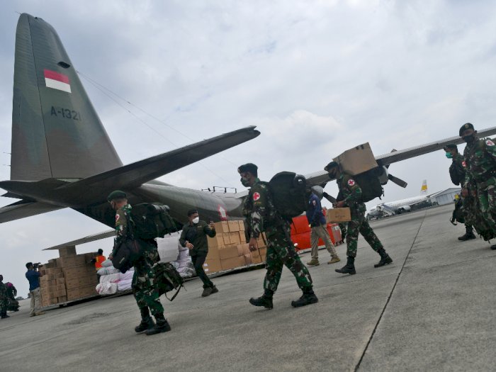TNI Kirim Personel dan Bantuan Logistik ke Lokasi Gempa di Sulawesi Barat