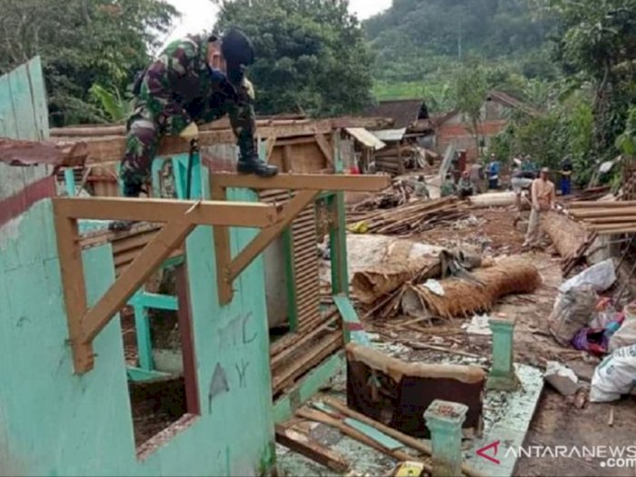 Bencana Pergerakan Tanah di Sukabumi Meluas Usai Ditemukan Retakan-retakan Baru