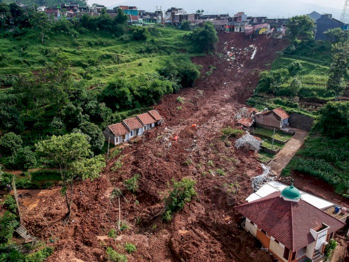 Mencuat Dugaan Kesalahan Pembangunan Drainase Sebabkan Longsor Sumedang, Polisi Selidiki
