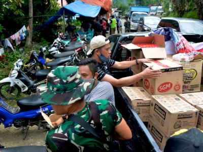 FOTO: Bantuan Logistik Korban Gempa Bumi Sulawesi Barat
