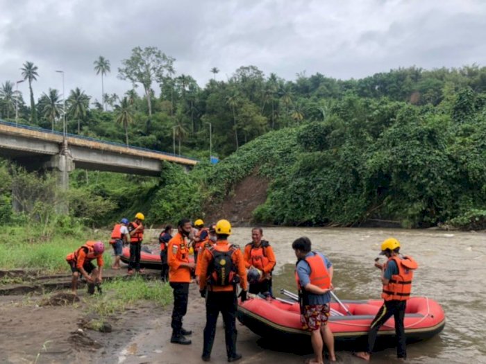 Tim SAR Gabungan Sisir Daerah Aliran Sungai Tondano Mencari Bocah Hanyut