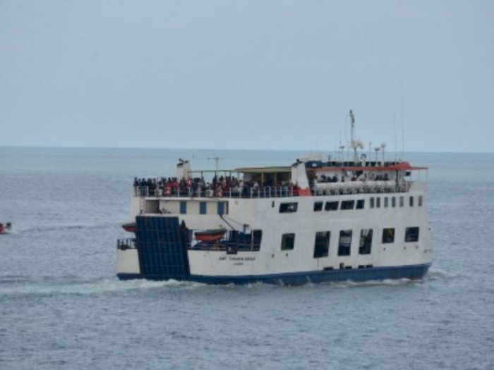 Sempat Ditutup Akibat Cuaca Buruk, ASDP Kupang Kembali Buka Rute Pelayaran di NTT