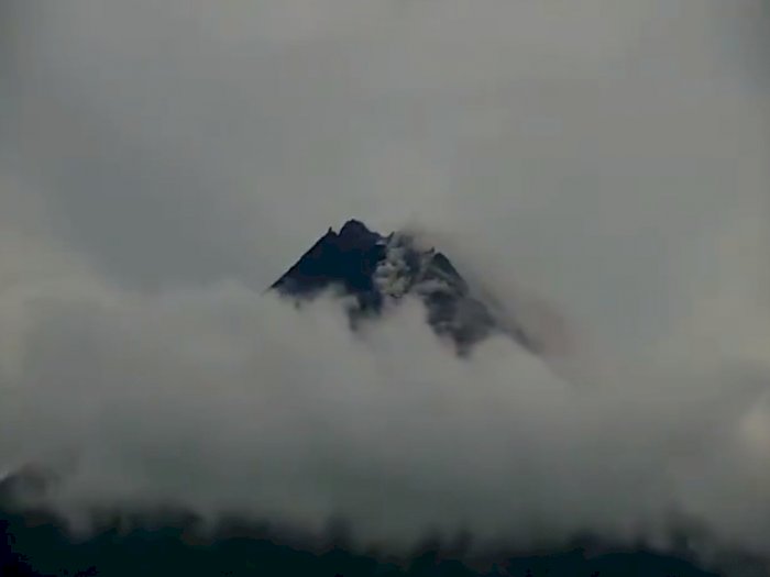 Gunung Merapi Semburkan 36 Kali Awan Panas, dengan Jarak Luncur 3 Km