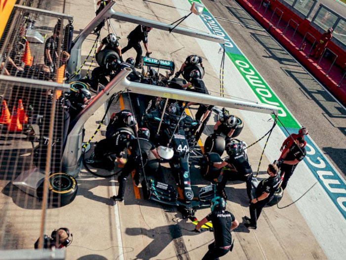 Mantan Bos F1 Yakin Lewis Hamilton Meneken Kontrak Minggu Ini