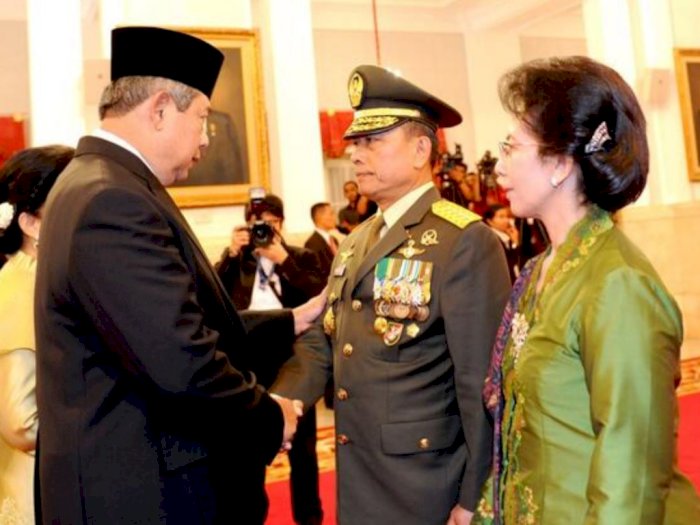 Wasekjen Demokrat Unggah Foto Lawas SBY dan Moeldoko, 'Kudoakan Baik-baik Saja Jenderal'