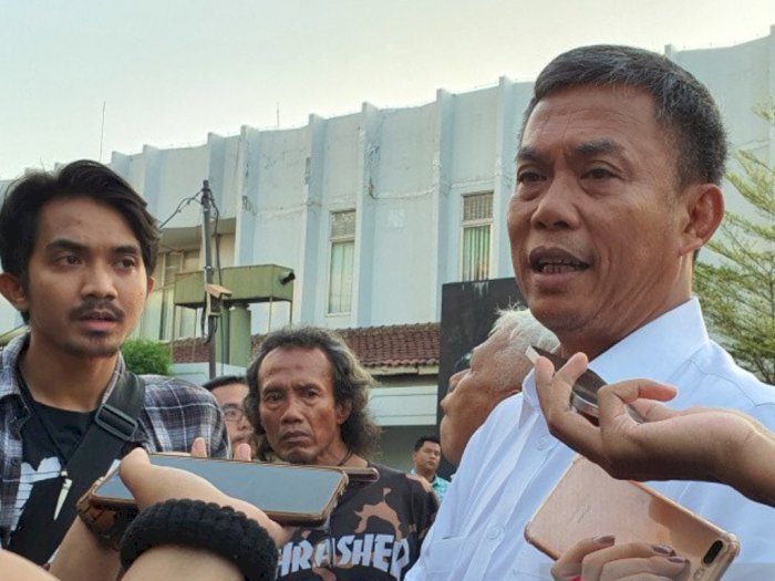 Kasus Covid-19 Masih Tinggi, Ketua DPRD DKI Salahkan Warga Luar Jakarta