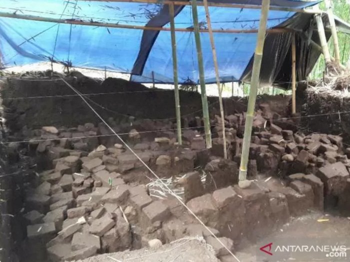 Penemuan Bangunan Zaman Mataram Kuno Diduga Pemukiman Biksu di Candi Pawon