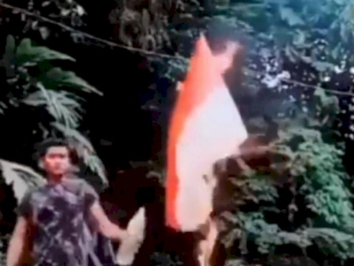 Pembakar Bendera Indonesia yang Viral hingga Kini Tak Kunjung Tertangkap